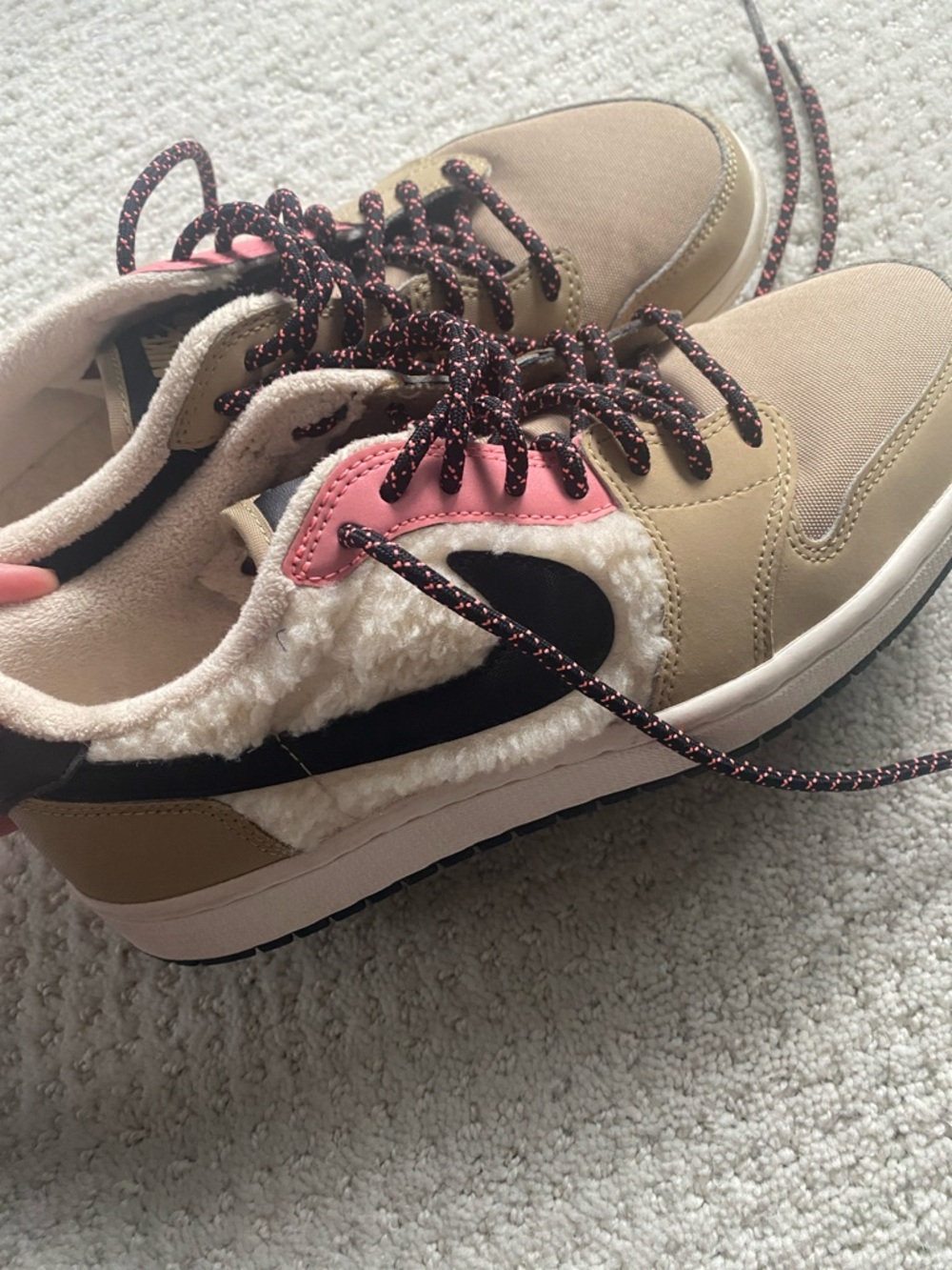 Nike Air Jordan 1 Women’s Sneakers, size 7.5